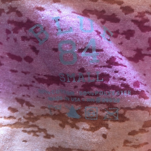 ✨3/$30✨Blue 84 pink tank top - Picture 4 of 4